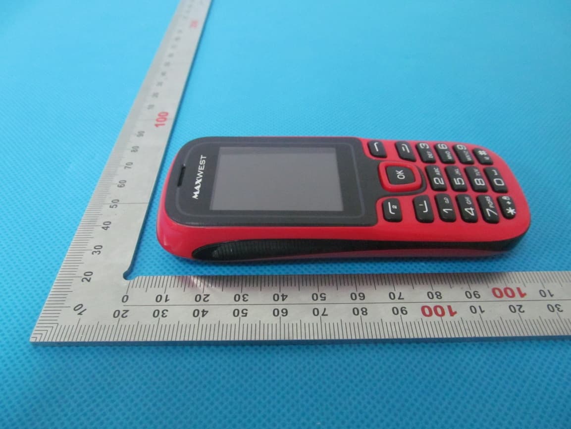 Quad-Band GSM Mobile Phone with BT - FCC ID ONGMX100 - MAXWEST TELECOM (5)