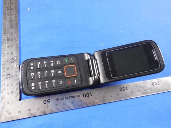 GSM MOBILE PHONE - FCC ID ONGMX210TV - MAXWEST TELECOM