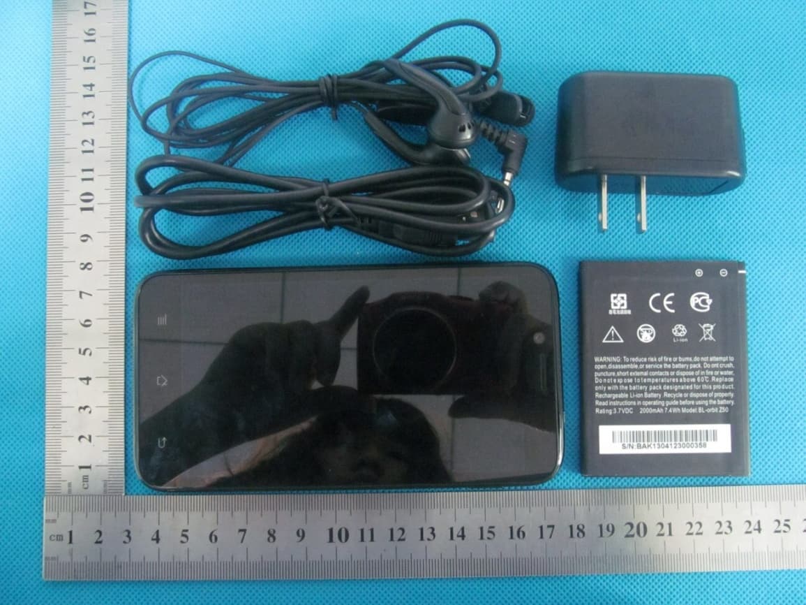 WCDMA Mobile Phone - FCC ID ONGORBITZ50 - MAXWEST TELECOM