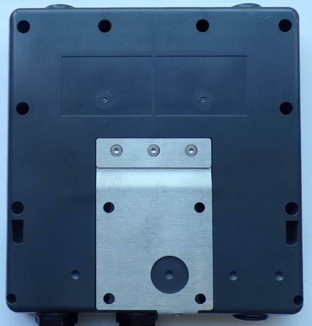 iPOINT Si UHF / NFC / LF reader - FCC ID OO4-IDS1001 - Identec Solutions AG