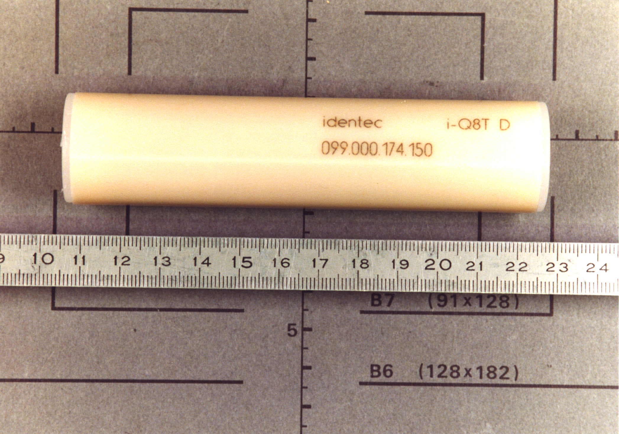 Active Tag - FCC ID OO4-ILR-IQ8T - Identec Solutions AG