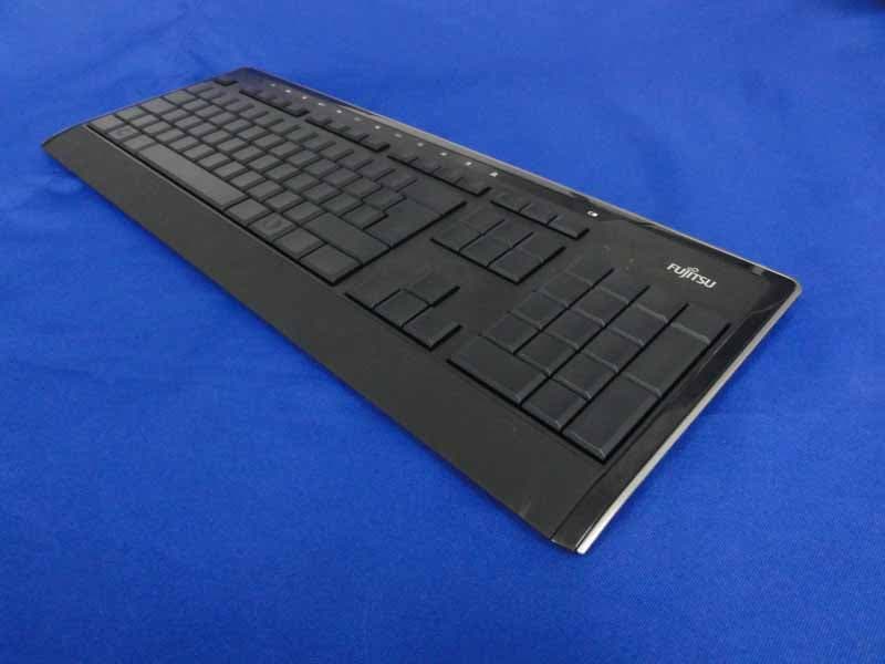 2.4GHz Wireless keyboard with multimedia keys - FCC ID OO9GK900 - G.Tech Technology Ltd. (3)