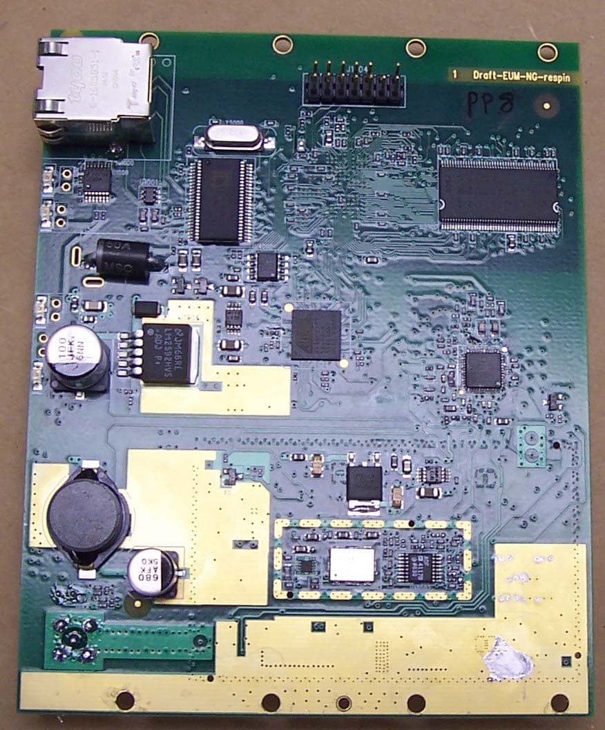 Wireless Transceiver Module - FCC ID OOX-915C - Vecima Networks Inc. (3)