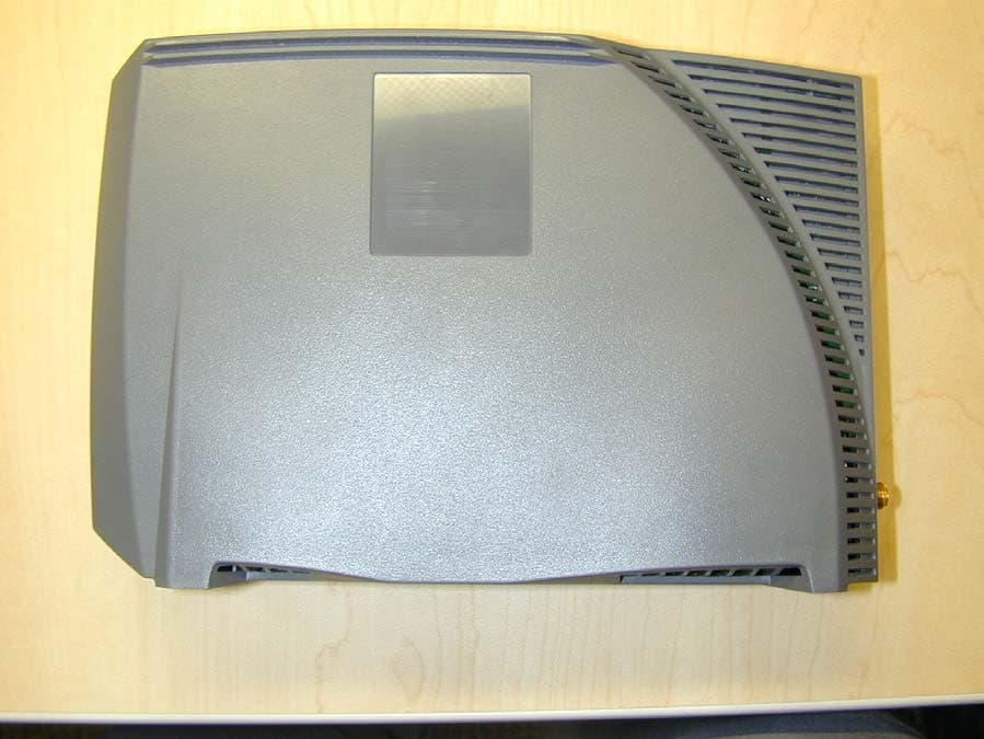 Wireless LAN end-user modem - FCC ID OOX-EUM3003 - Vecima Networks Inc. (2)