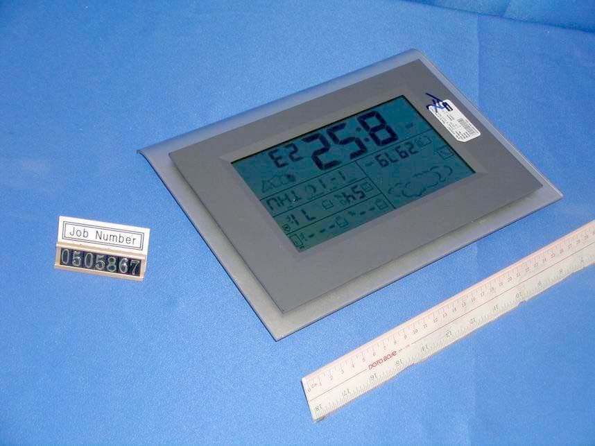 Wireless Weather Station (Receiver) - FCC ID OQH-CHUNGS-05-003 - Chung's Electronic Co. Ltd.