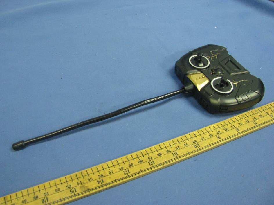 R/ C STUNT VEHICLE - FCC ID OQJGC868517 - Chenghai Renda Plastic Toys CO.,LTD (3)