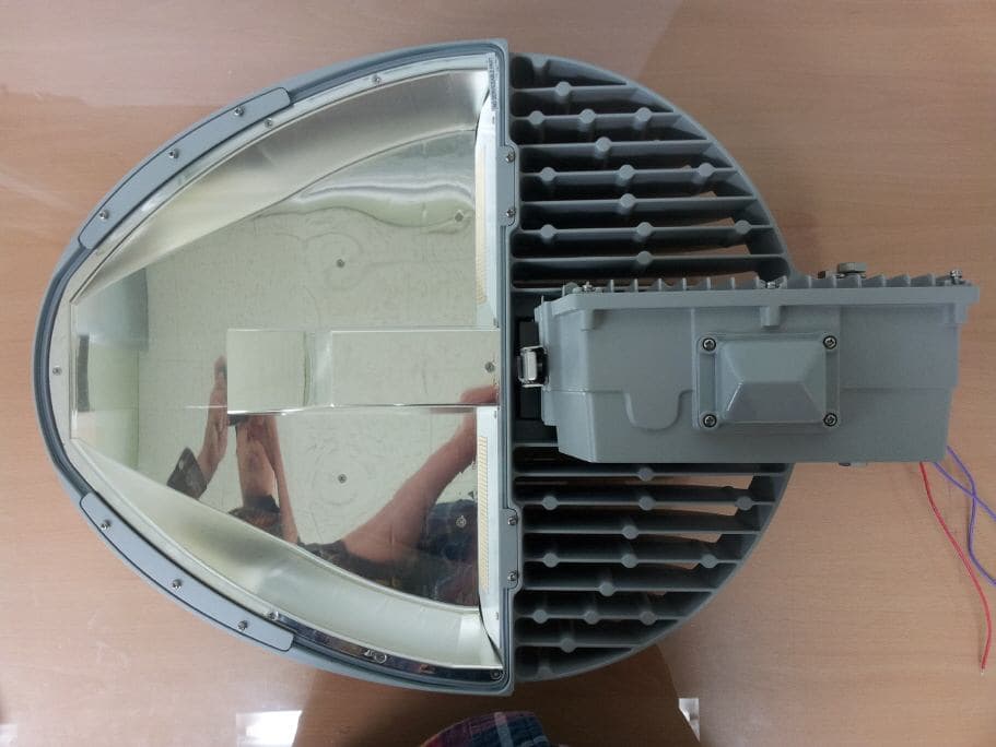 LED STREET LIGHT - FCC ID ORI-HR110 - KMW INC.