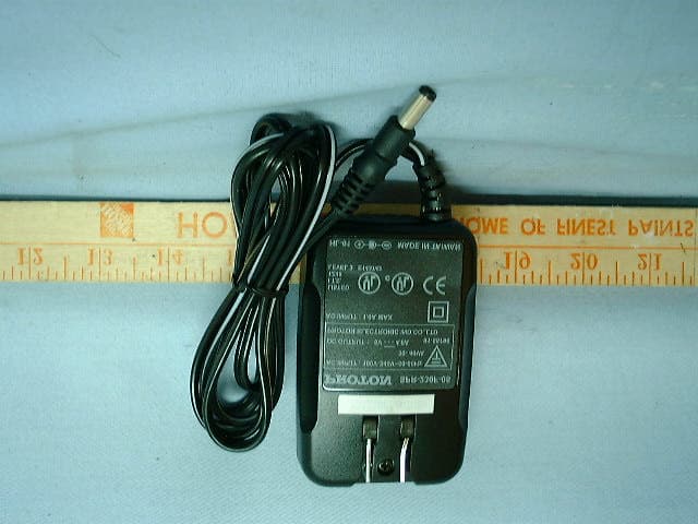 7 PORTS USB BusStation MODULAR HUB - FCC ID ORMF5U100-77 - Belkin Components
