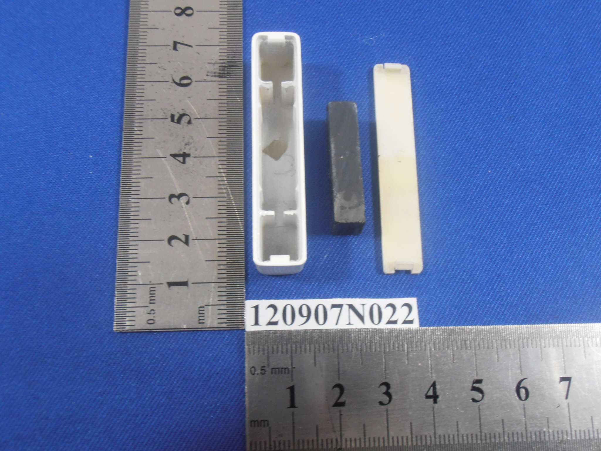Door/Window Sensor - FCC ID OS3DWM01 - Zhuhai FTZ Oplink Communications, Inc. (3)