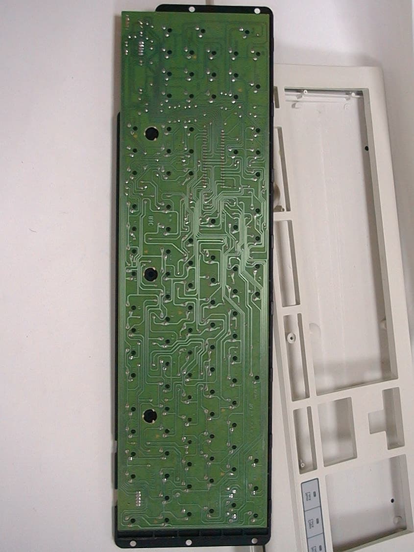 Tamil/English Keyboard - FCC ID OSCTVSGOLD104 - TVS Electronics Limited (3)