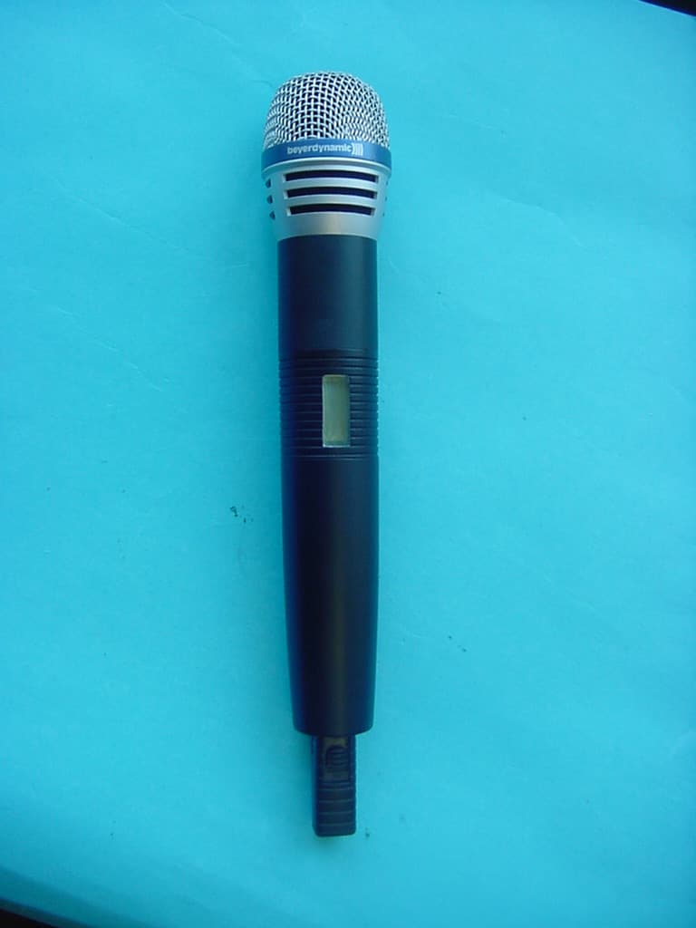 Wireless Microphone - FCC ID OSDS900 - Beyerdynamic (3)