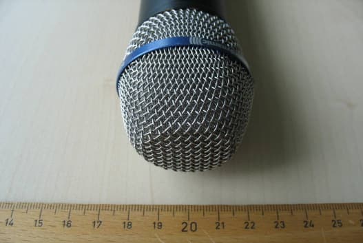 Handheld transmitter with plastic housing - FCC ID OSDS910C - Beyerdynamic