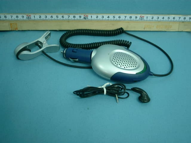 Universal Cellular Hands-Free Kit - FCC ID OSHPTIUNI8871065 - Priority Tech Inc.