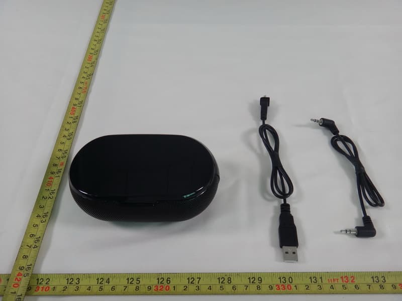Bluetooth Mini Touch Boom Box - FCC ID OT9SPBT2100511235 - FORE SHOT Industrial corporation (3)