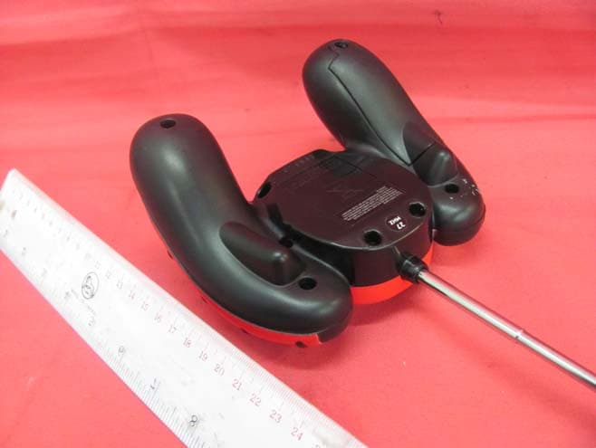 Fly Wheels Radio Control-2 Wheels - FCC ID OTA56812TX27 - Jakks Pacific (HK) Ltd. (2)