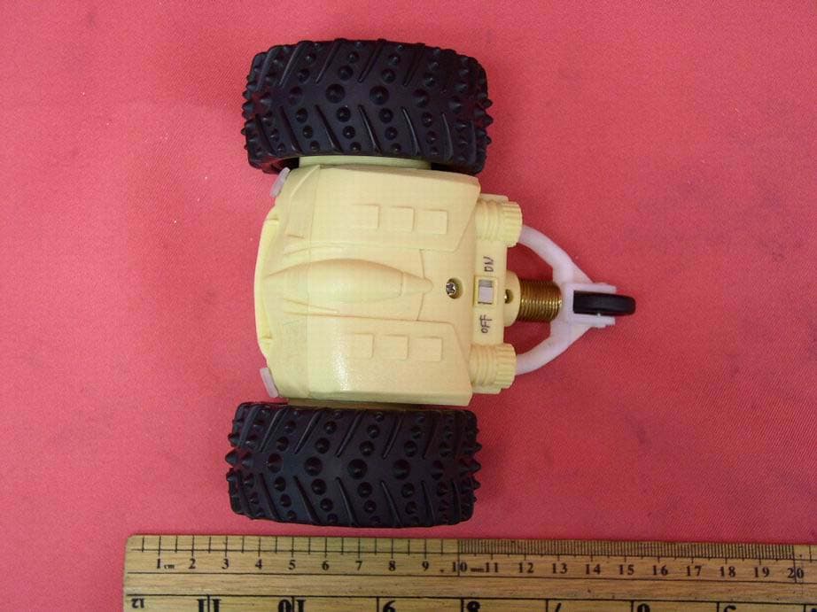 RC Car - FCC ID OTARC71266R49 - Jakks Pacific (HK) Ltd. (2)