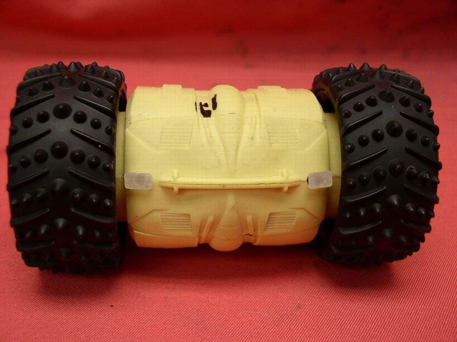 RC Car - FCC ID OTARC71266R49 - Jakks Pacific (HK) Ltd. (3)