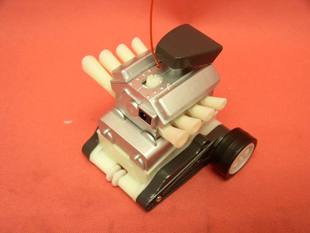 RC Car - FCC ID OTARC73846R49 - Jakks Pacific (HK) Ltd. (2)
