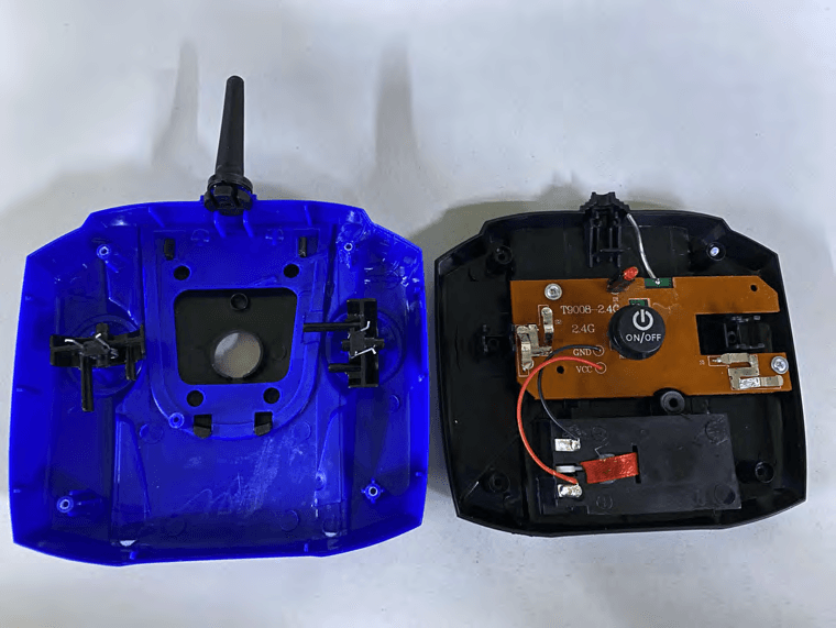 1/6 R/C Yamaha Snowmobile Viper - FCC ID OTM-8437120-24GTX - KIDZTECH TOYS MANUFACTURING LTD