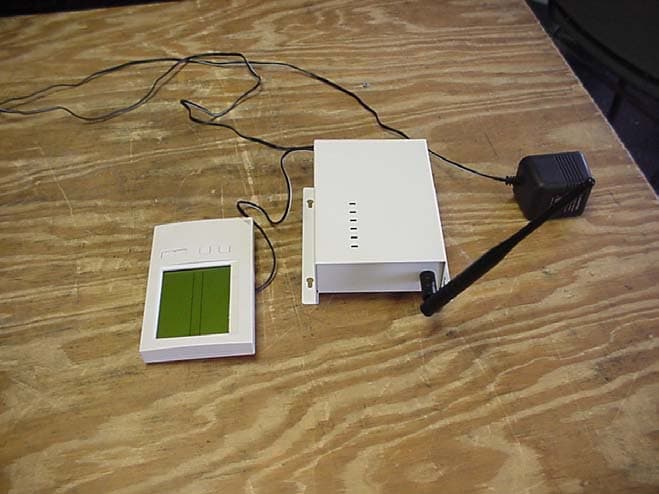 418 MHz Thermostat Transmitter - FCC ID OU4-XWT380 - Xanboo, Inc. (2)