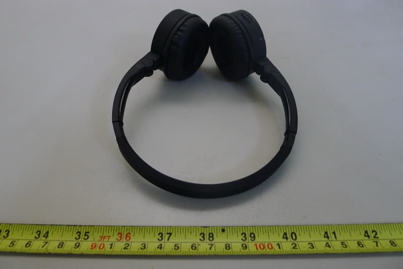 Bluetooth Headset - FCC ID OU8-BXH-400 - Antec lnc. (5)