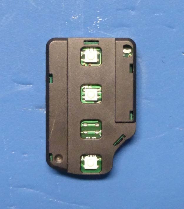 Transmitter of Keyless Entry System - FCC ID OUCJ166N - NIDEC MOBILITY CORPORATION (1)