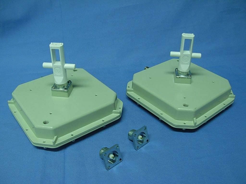 BRS/EBS Transceiver - FCC ID OUP890200801 - TranSystem