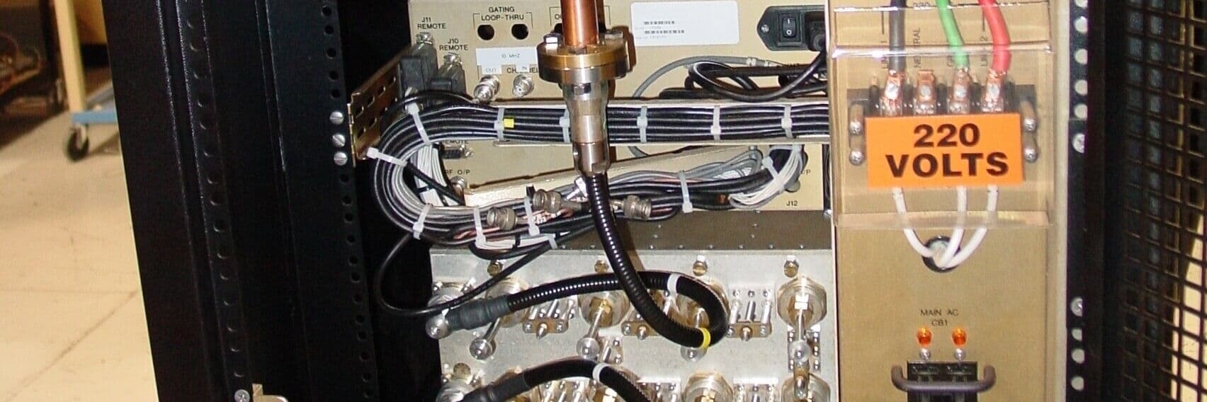 300-Watt UHF Digital Transmitter - FCC ID OUSDT830A - UBS-Axcera (4)