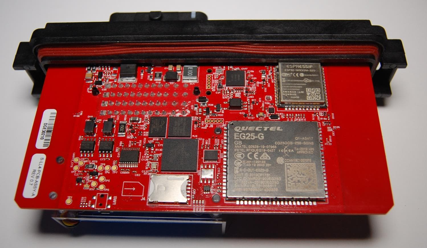 Vehicle tracking and telematics unit - FCC ID OUULL4 - Microlise Limited
