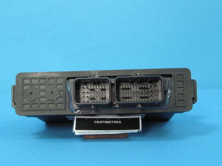 Vehicle tracking and telematics unit - FCC ID OUUMTU4 - Microlise Limited (2)