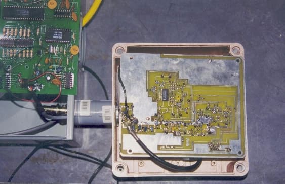BU-1000 Data Transceiver Board - FCC ID OV2BU-1000 - Burghardt Amateur Center (1)