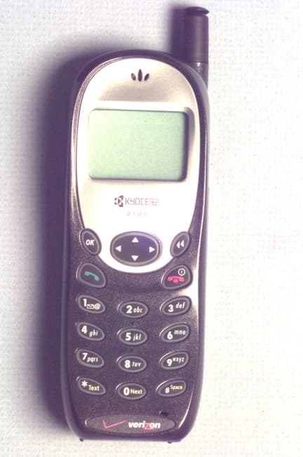Tri-Mode Cellular Telephone - FCC ID OVFKWC-2135 - Kyocera International, Inc (4)