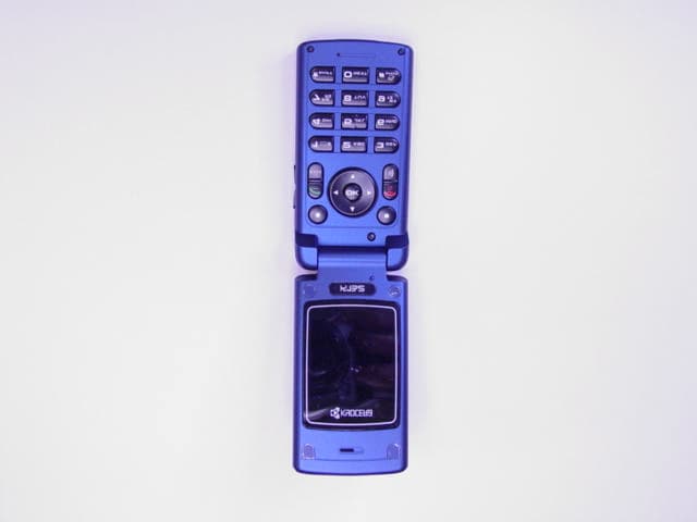 Dual-Band Dual-Mode CDMA Phone - FCC ID OVFKWC-K27 - Kyocera International, Inc