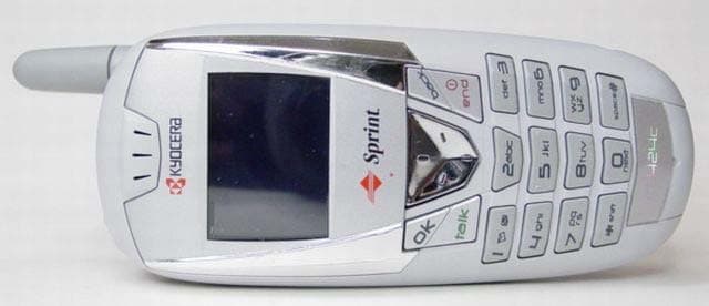 Dual Band Trimode AMPS/CDMA Cellular Phone - FCC ID OVFKWC-KE4X4 - Kyocera International, Inc (2)
