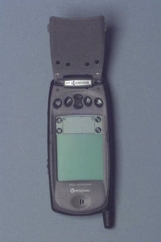 Portable Cellular Phone - FCC ID OVFQCP-6035 - Kyocera International, Inc (4)