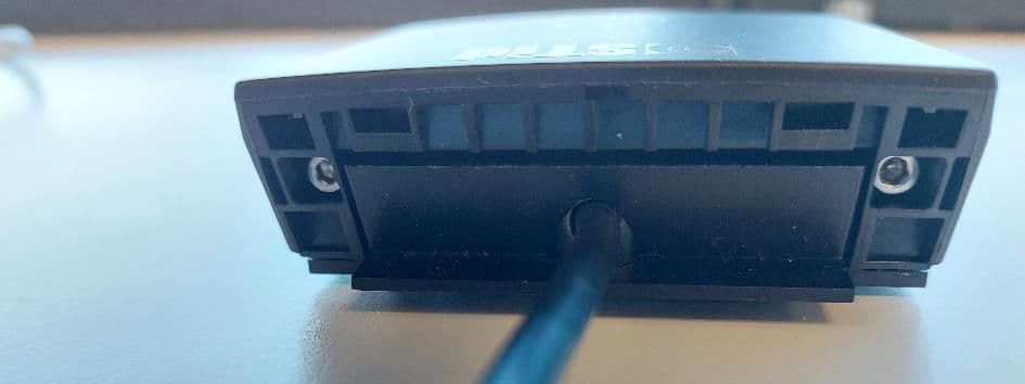 RFID communication between reader (i.e., ARC W55) and passive tag by using an UHF Carrier (902MHz to 928MHz) - FCC ID OVNAC9 - STid (3)