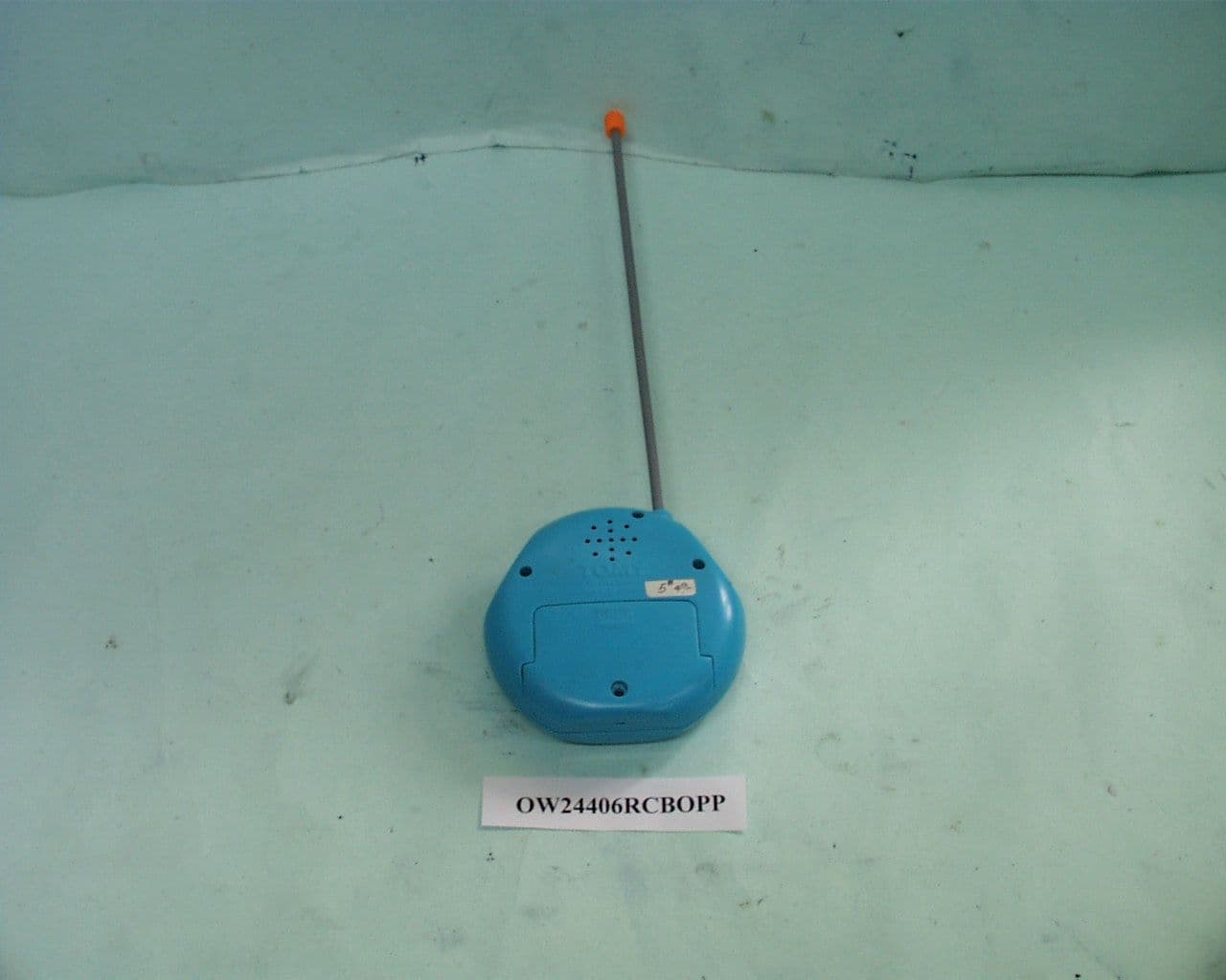 Remote Controlled Toy - FCC ID OW24407RCBEEP - Tomy (HK) Ltd.
