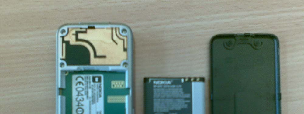 WCDMA/GSM Cellular Phone with BT/WLAN - FCC ID OW3RM-179 - Microsoft Corporation