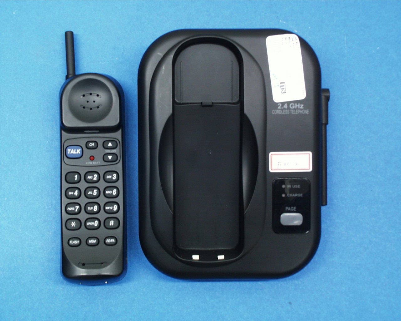 40 Channel Analog Cordless Phone - FCC ID OWC2401 - Cybertech Communications Co Ltd