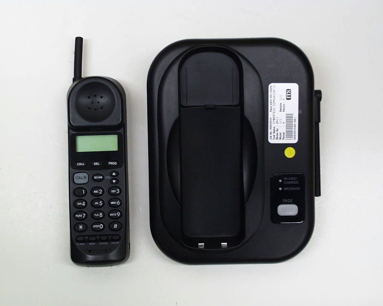 2.4GHz 40 Channels Analog Modulation Cordless Tele - FCC ID OWC2411 - Cybertech Communications Co Ltd