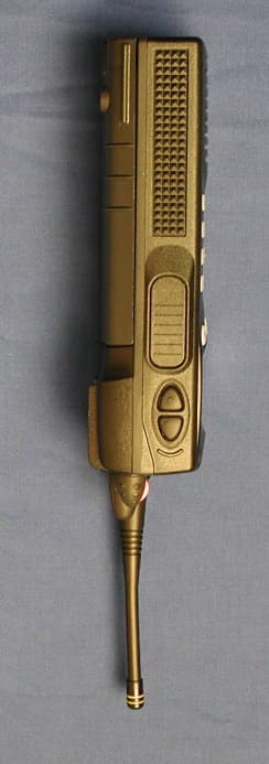 P7100(PI) 800 MHz Portable Land Mobile Radio - FCC ID OWDTR-0018-E - HARRIS CORPORATION (2)