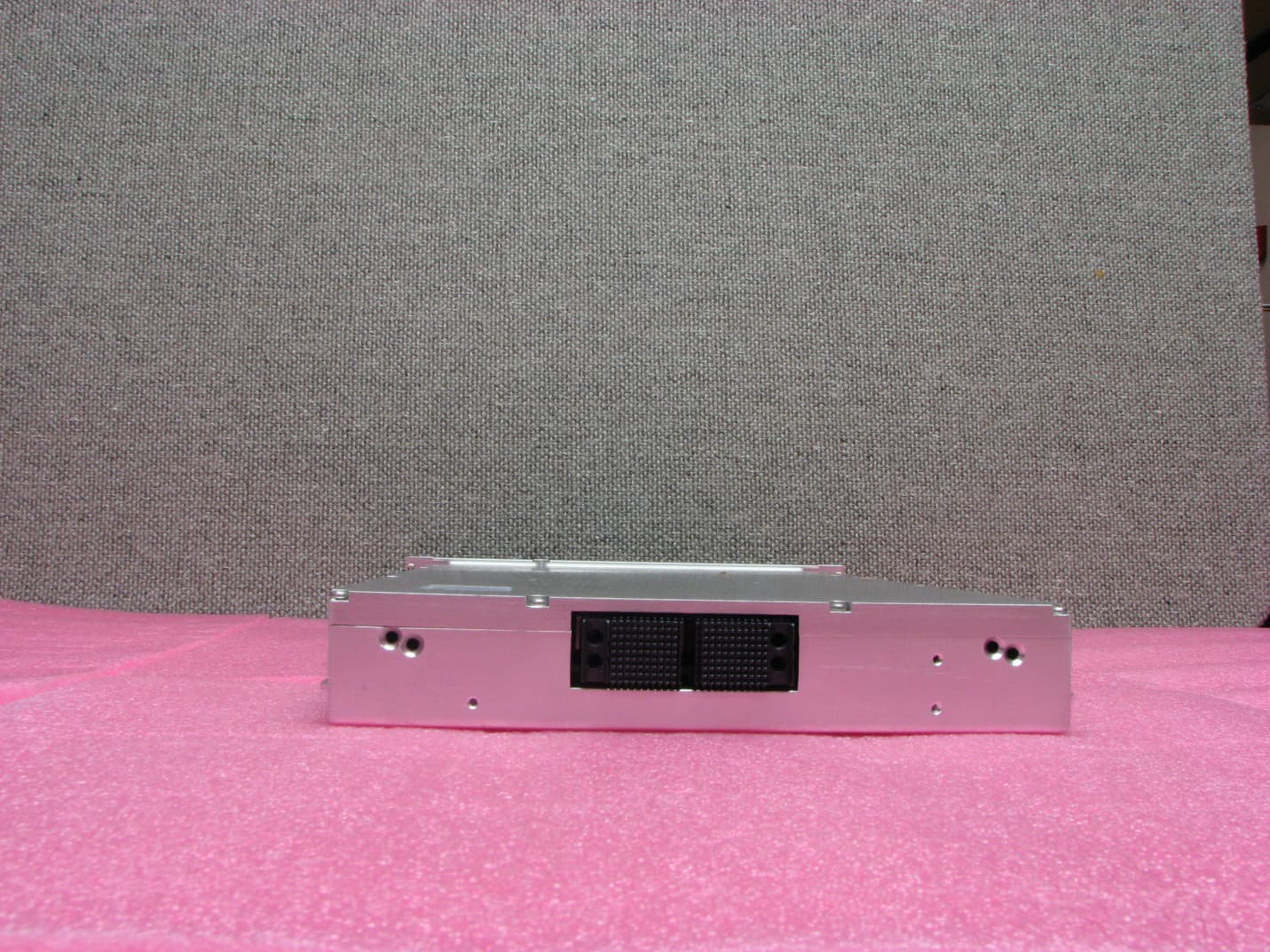 MOMENTUM HDT300 DMR TIER III BASE STATION 8/900 MHz - FCC ID OWDTR-0108-E - HARRIS CORPORATION (3)
