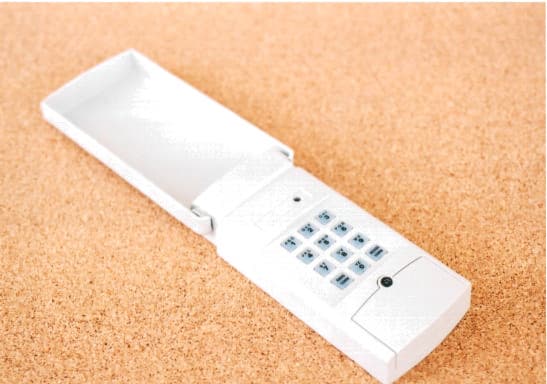 Security Remote Control - FCC ID OWMCK-DIGICODE - Digi-Code Inc (2)