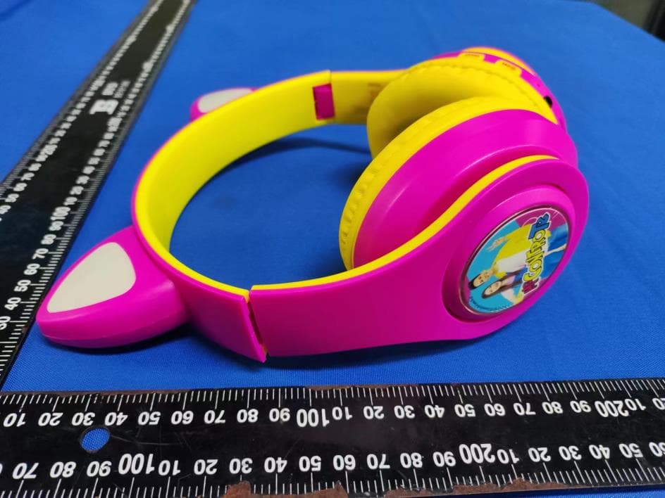 Bluetooth Stereo Headphone - FCC ID OWT-SMK302 - Arts Digital Technology (HK) Limited