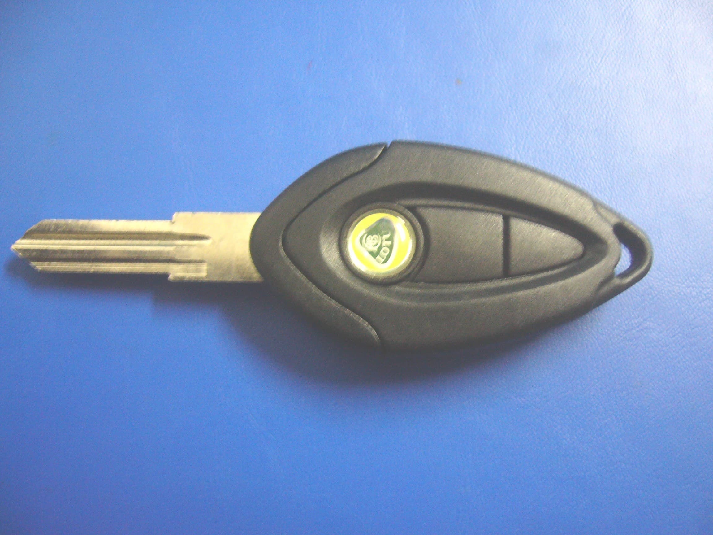 AUTOMOTIVE KEY FOB - FCC ID OXC457800 - PFK Electronics (Pty) Limited (2)