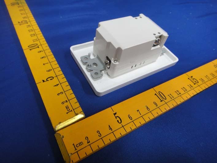 Receptacle Outlet - FCC ID OXGZW32 - Willis Electric Co., Ltd. (2)