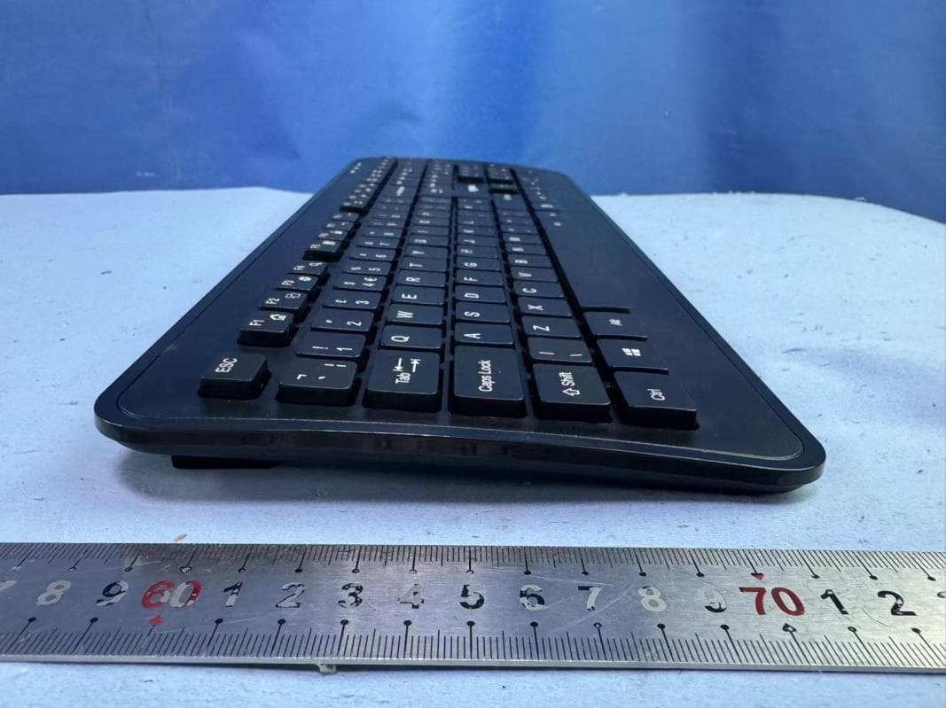 Wireless Keyboard - FCC ID OXM000151 - Targus International LLC