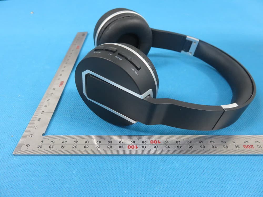 Bluetooth Headset - FCC ID OYC70202B - Dongguan Taide Industrial Co., Ltd. (4)