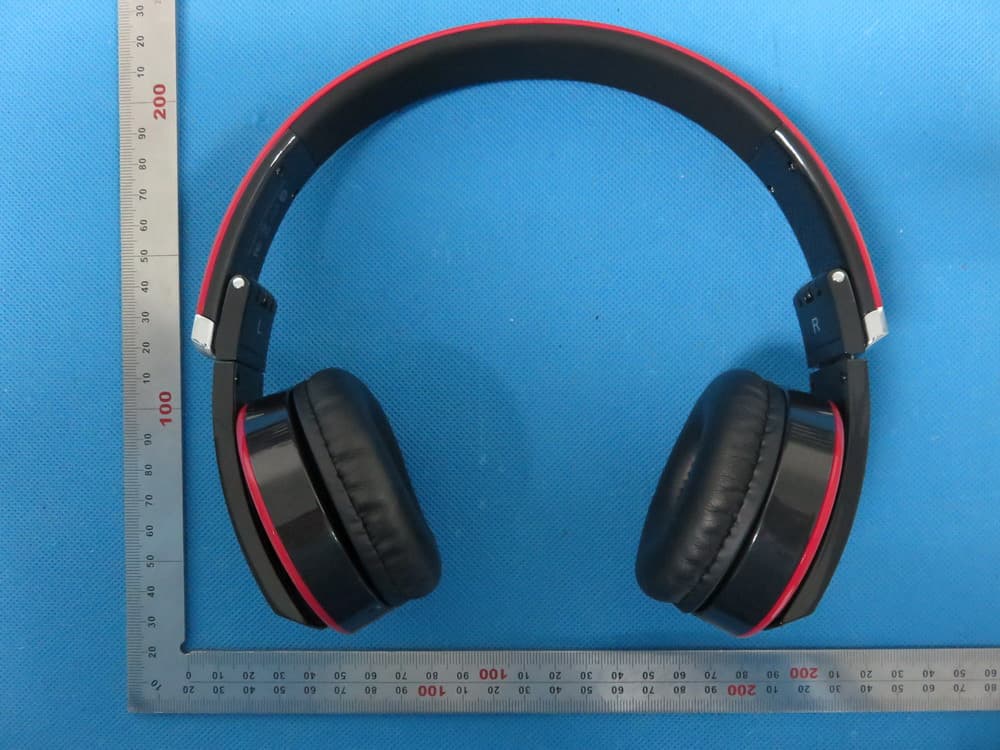 Bluetooth Headphones - FCC ID OYCH010 - Dongguan Taide Industrial Co., Ltd. (3)