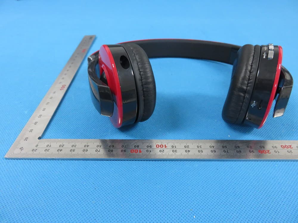 Bluetooth Headphones - FCC ID OYCH010 - Dongguan Taide Industrial Co., Ltd. (4)